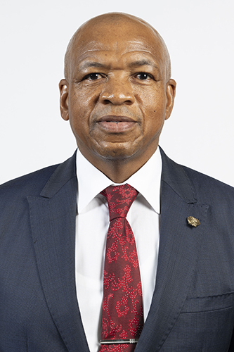 Official photograph of Supra Obakeng Ramoeletsi Mahumapelo